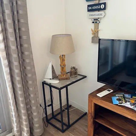 Adorable 3p Port Plages Apartment Hyeres